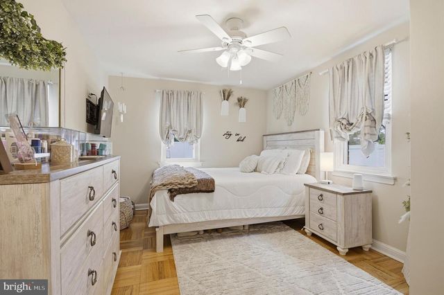 2948 HILLSIDE RD, Broomall, PA 19008