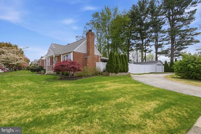 2948 HILLSIDE RD, Broomall, PA 19008