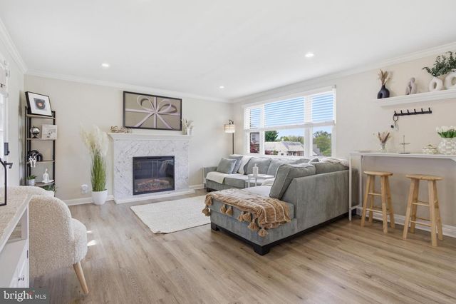 2948 HILLSIDE RD, Broomall, PA 19008