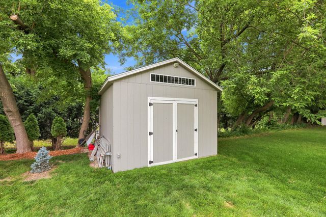 3815 Dallas Lane N, Plymouth, MN 55447