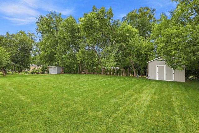 3815 Dallas Lane N, Plymouth, MN 55447