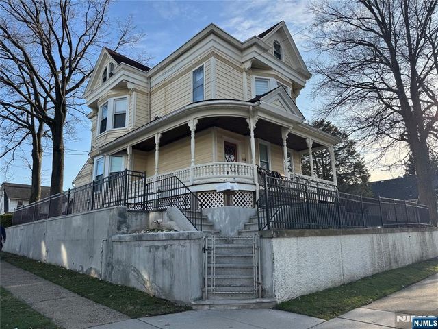 143 W 2nd Street 2, Clifton, NJ 07011