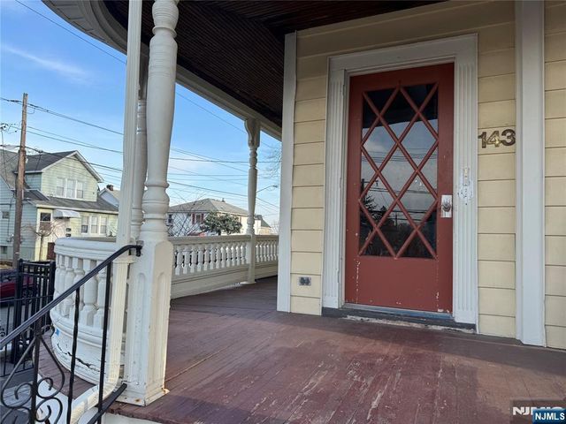 143 W 2nd Street 2, Clifton, NJ 07011