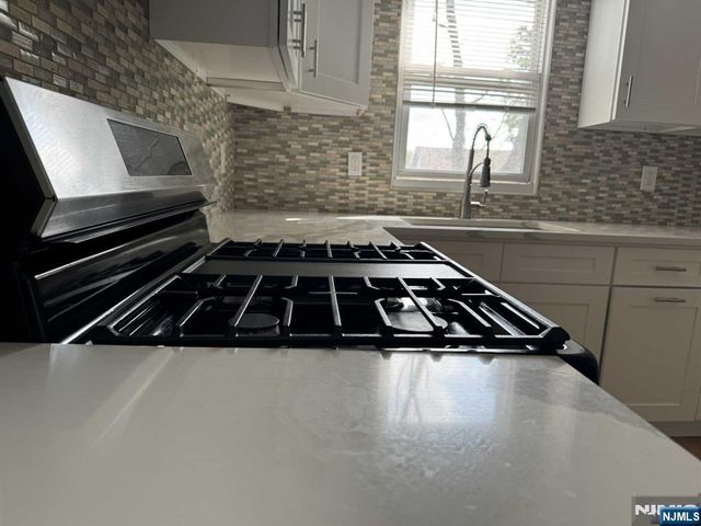 143 W 2nd Street 2, Clifton, NJ 07011