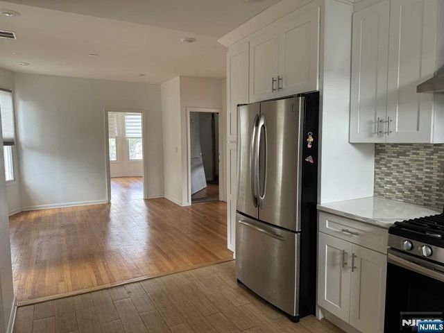 143 W 2nd Street 2, Clifton, NJ 07011