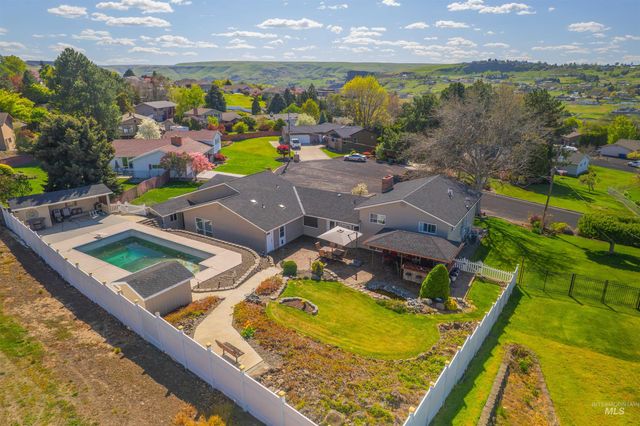 3413 Bluebird Circle, Lewiston, ID 83501