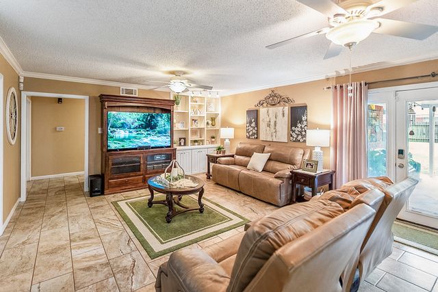 11 Lambeth Circle, Texarkana, TX 75503