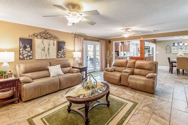 11 Lambeth Circle, Texarkana, TX 75503