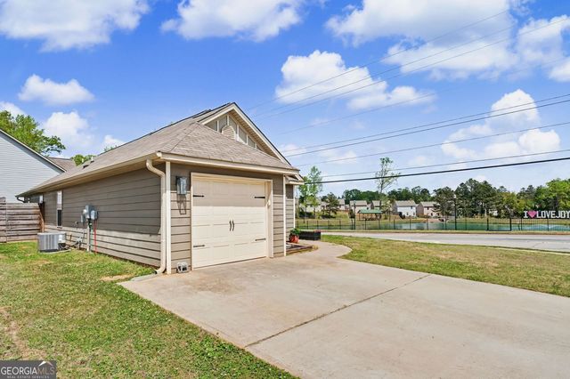 2362 Glebe Court, Hampton, GA 30228