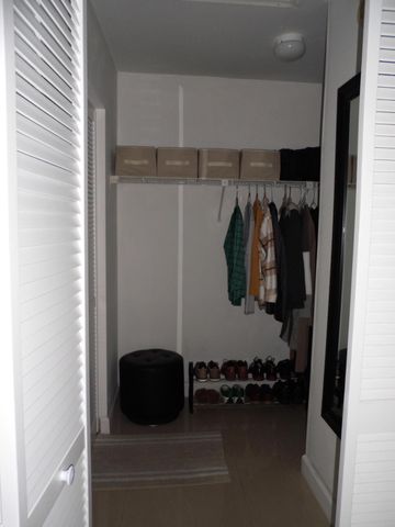 5255 Mendoza Street, West Palm Beach, FL 33415