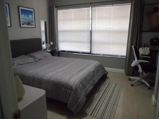 5255 Mendoza Street, West Palm Beach, FL 33415