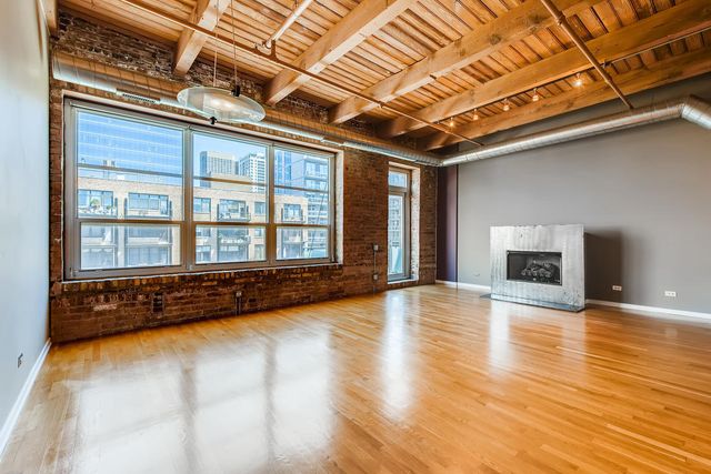 333 S Desplaines Street 704, Chicago, IL 60661