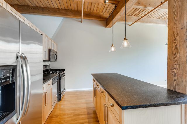 333 S Desplaines Street 704, Chicago, IL 60661