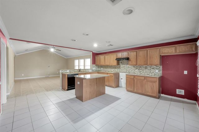 9318 Rustler Ridge Lane, Houston, TX 77089