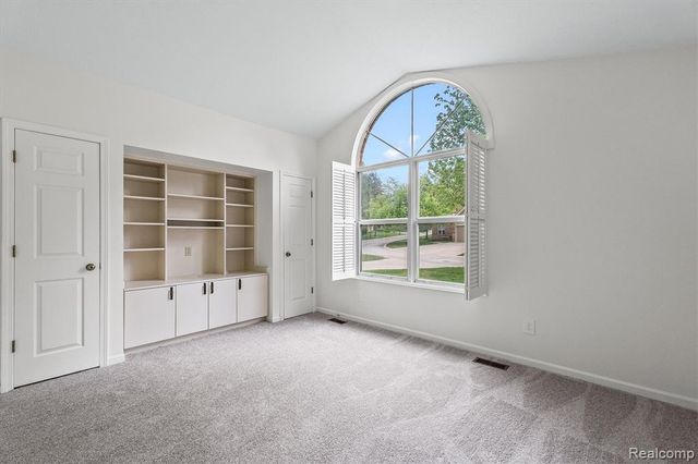 19557 Cardene Way 53, Northville, MI 48167