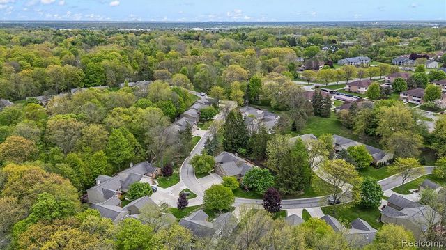 19557 Cardene Way 53, Northville, MI 48167