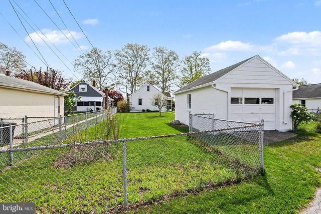 932 E WALNUT ST, Hanover, PA 17331