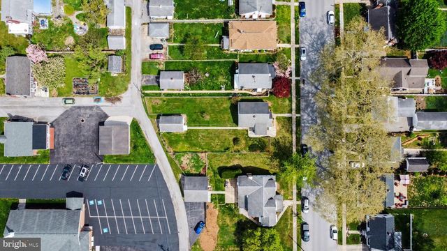 932 E WALNUT ST, Hanover, PA 17331