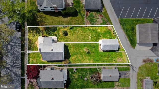 932 E WALNUT ST, Hanover, PA 17331