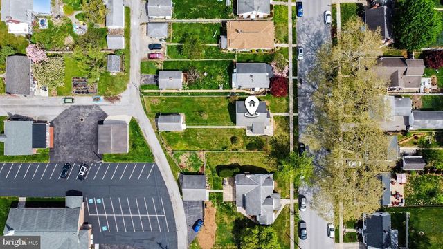 932 E WALNUT ST, Hanover, PA 17331
