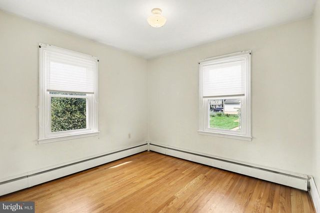932 E WALNUT ST, Hanover, PA 17331