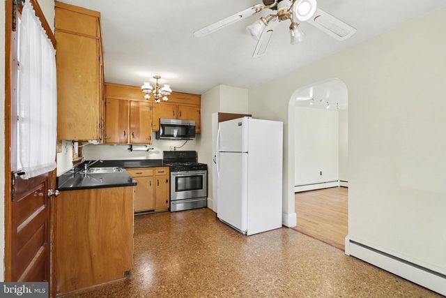 932 E WALNUT ST, Hanover, PA 17331
