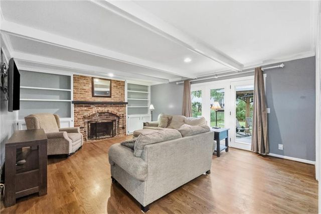 10246 Hauser Street, Lenexa, KS 66215