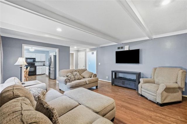 10246 Hauser Street, Lenexa, KS 66215