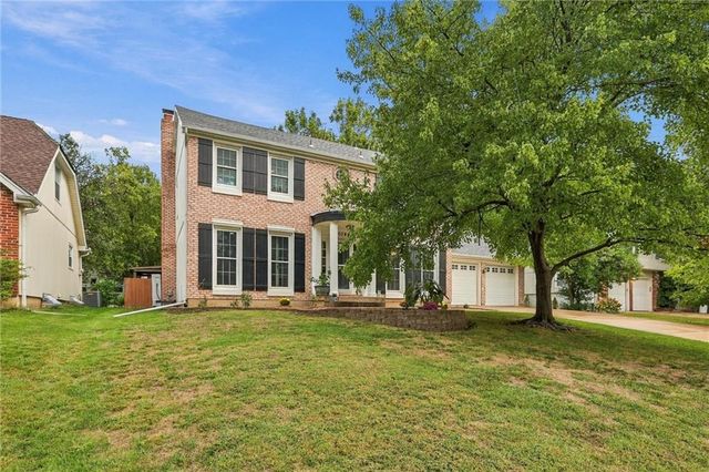10246 Hauser Street, Lenexa, KS 66215