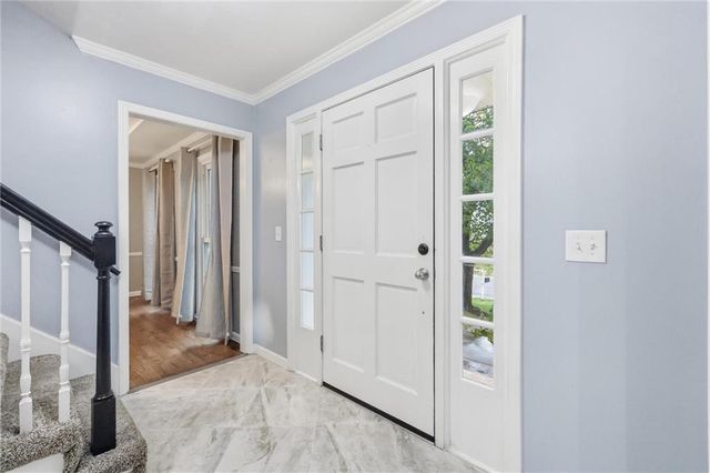 10246 Hauser Street, Lenexa, KS 66215