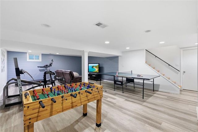 10246 Hauser Street, Lenexa, KS 66215