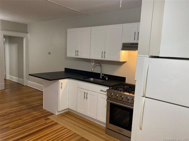 34 Center Street 4, Bristol, CT 06010