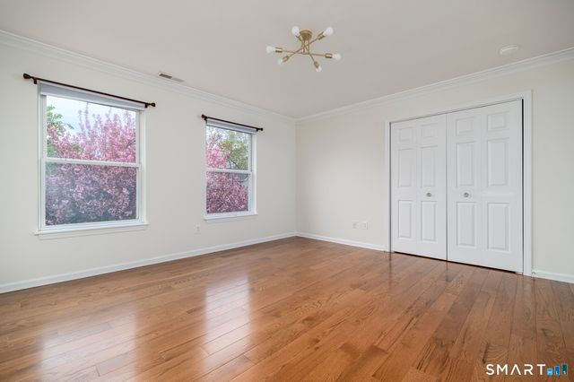 5 Lacey Lane, Norwalk, CT 06854