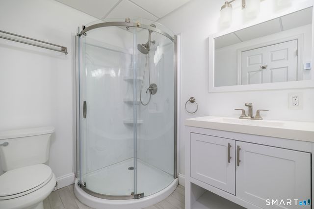 5 Lacey Lane, Norwalk, CT 06854