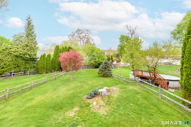 5 Lacey Lane, Norwalk, CT 06854