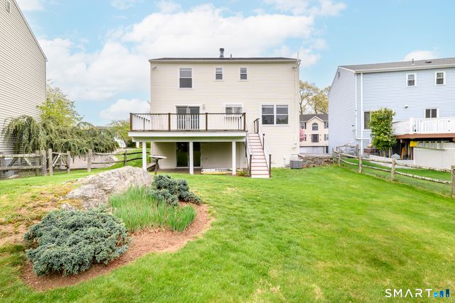 5 Lacey Lane, Norwalk, CT 06854