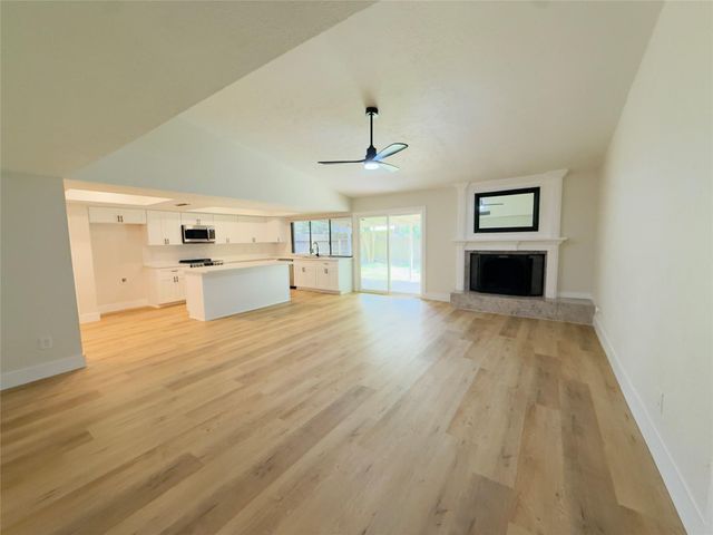 2107 Fall Meadow Drive, Missouri City, TX 77459