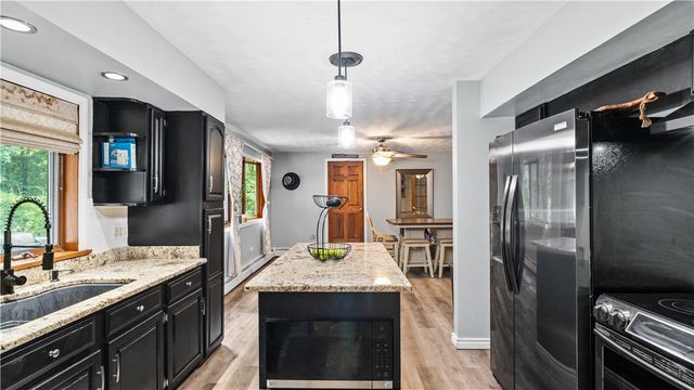 185 Scott Road, Cumberland, RI 02864