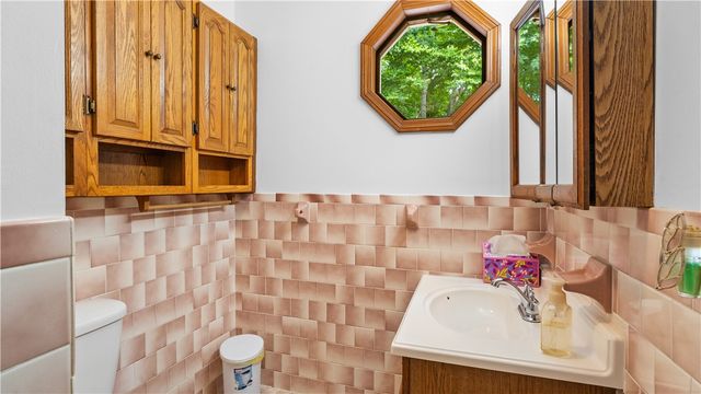 185 Scott Road, Cumberland, RI 02864