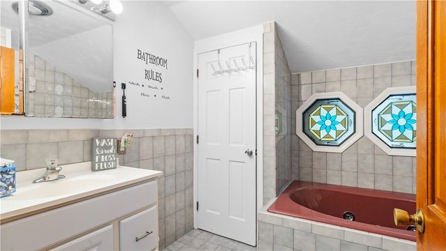 185 Scott Road, Cumberland, RI 02864