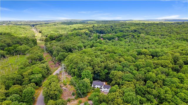 185 Scott Road, Cumberland, RI 02864