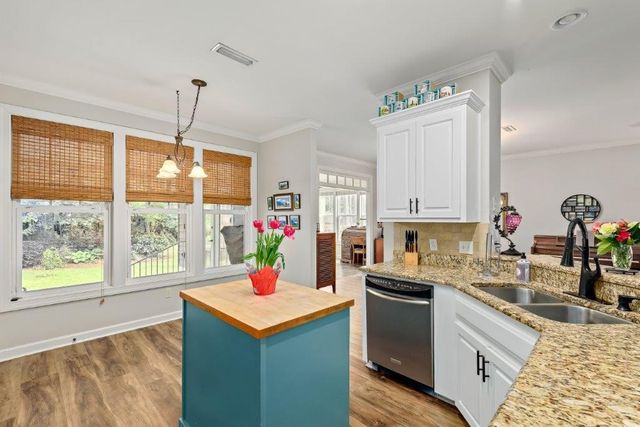 908 Orchard Circle, Dothan, AL 36305