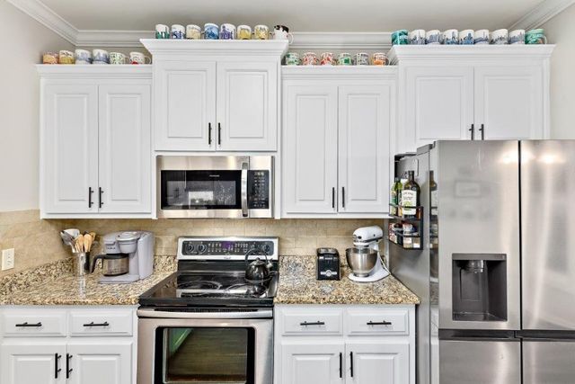 908 Orchard Circle, Dothan, AL 36305