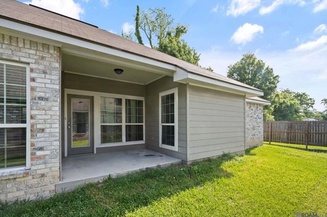 1949 Ravier Ln, Sunshine, LA 70780