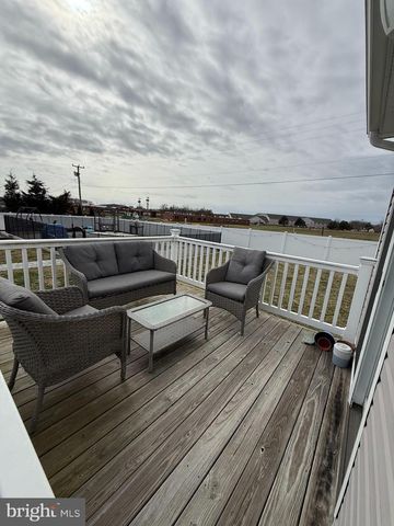 720 TOWN BANK, Cape May, NJ 08219