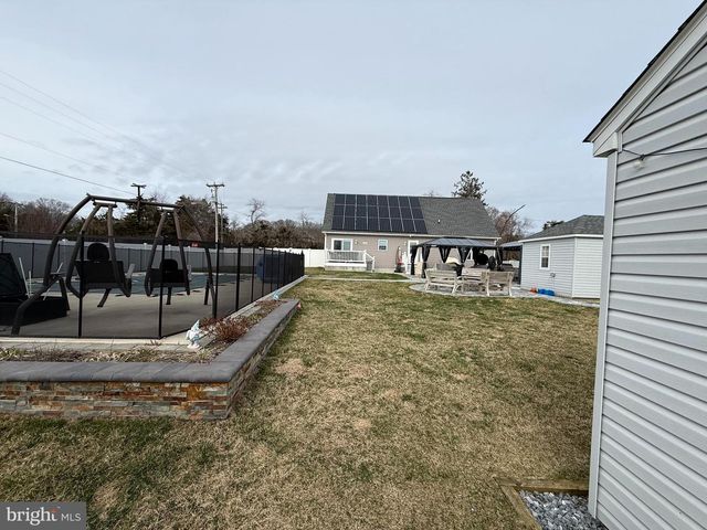 720 TOWN BANK, Cape May, NJ 08219