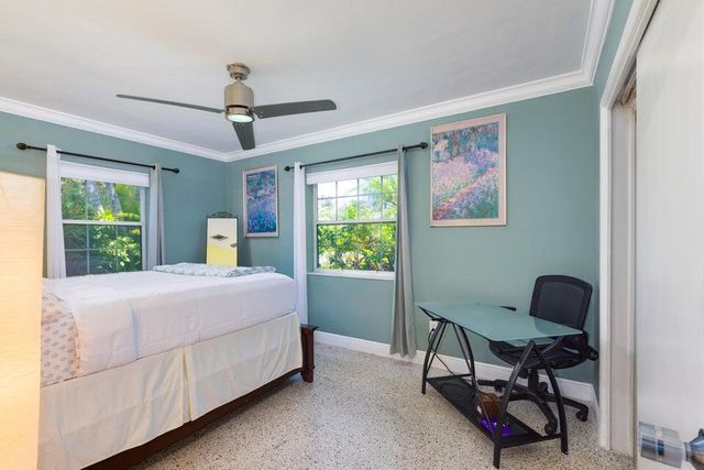 145 SE 3rd Avenue, Boynton Beach, FL 33435