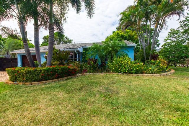 145 SE 3rd Avenue, Boynton Beach, FL 33435