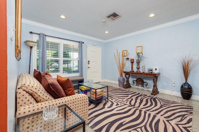 145 SE 3rd Avenue, Boynton Beach, FL 33435