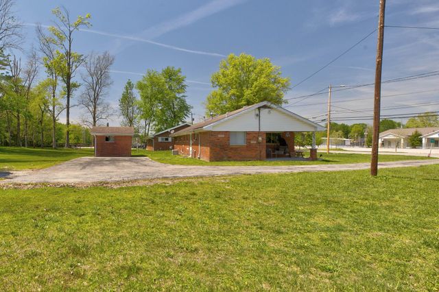 681 E College Avenue, Stanton, KY 40380